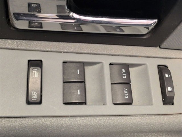 Used 2013 Ford F150 XLT w/ Luxury Equipment Group image 15