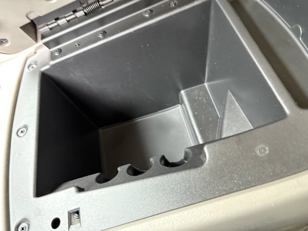 Used 2005 Chevrolet Silverado 3500 LT w/ Heavy-Duty Power Package image 45