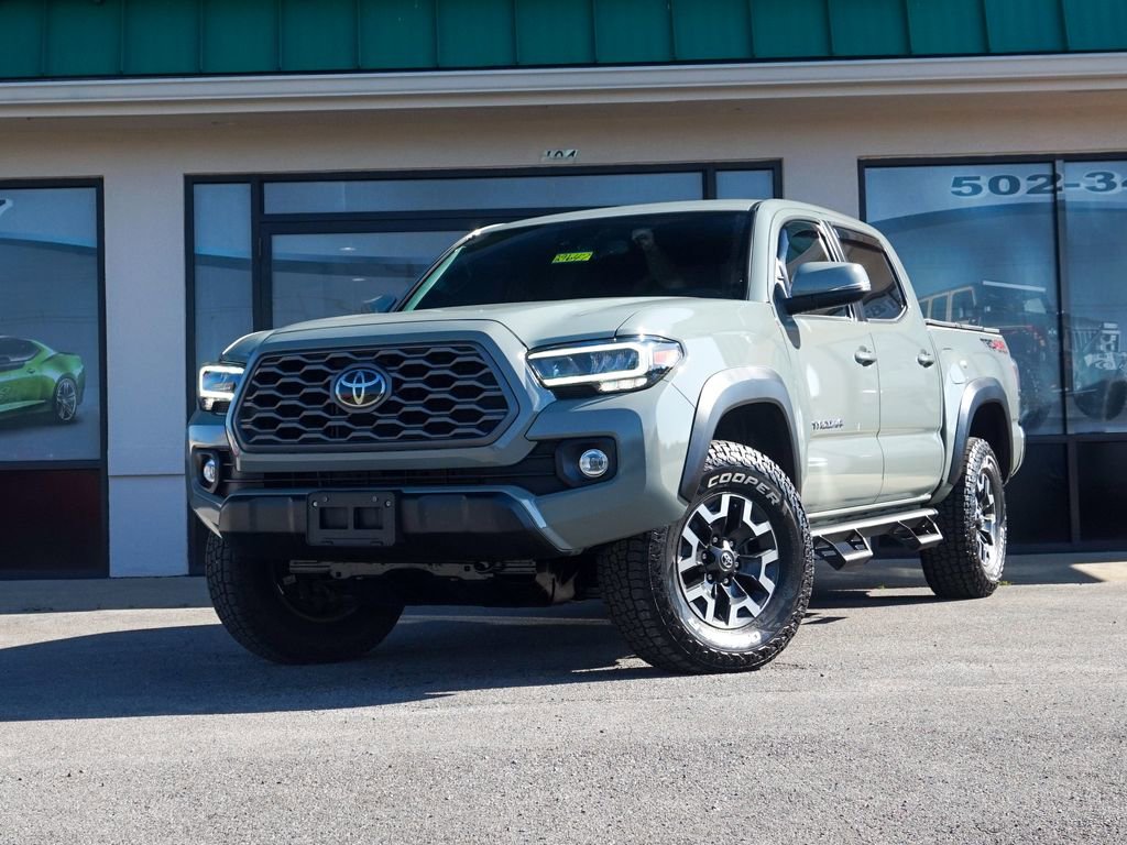 Used 2022 Toyota Tacoma TRD Off-Road AWD/4WD image 7
