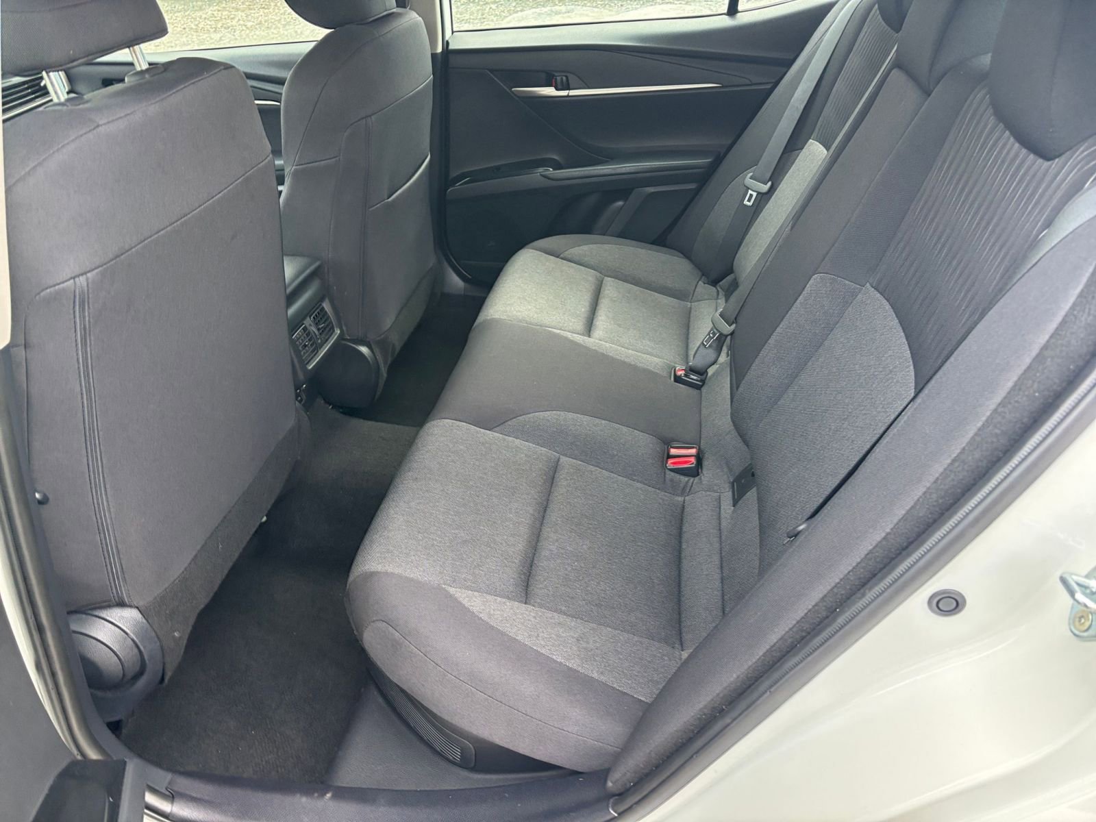 Used 2025 Toyota Camry LE image 22