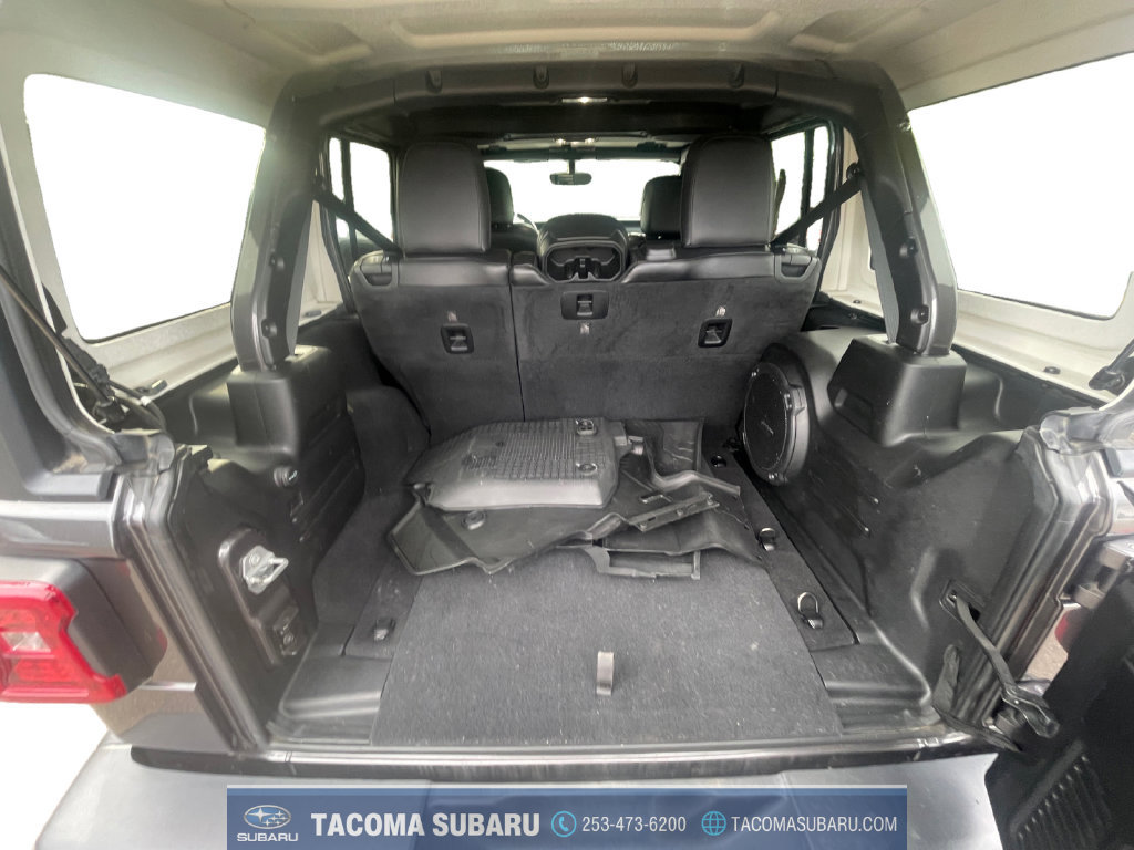Used 2020 Jeep Wrangler Unlimited Sahara w/ Uconnect 4C Nav & Sound Group AWD/4WD image 19