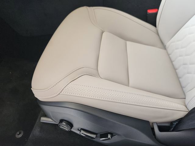 New 2026 Volvo XC90 B6 Plus w/ Protection Package Premier AWD/4WD image 23
