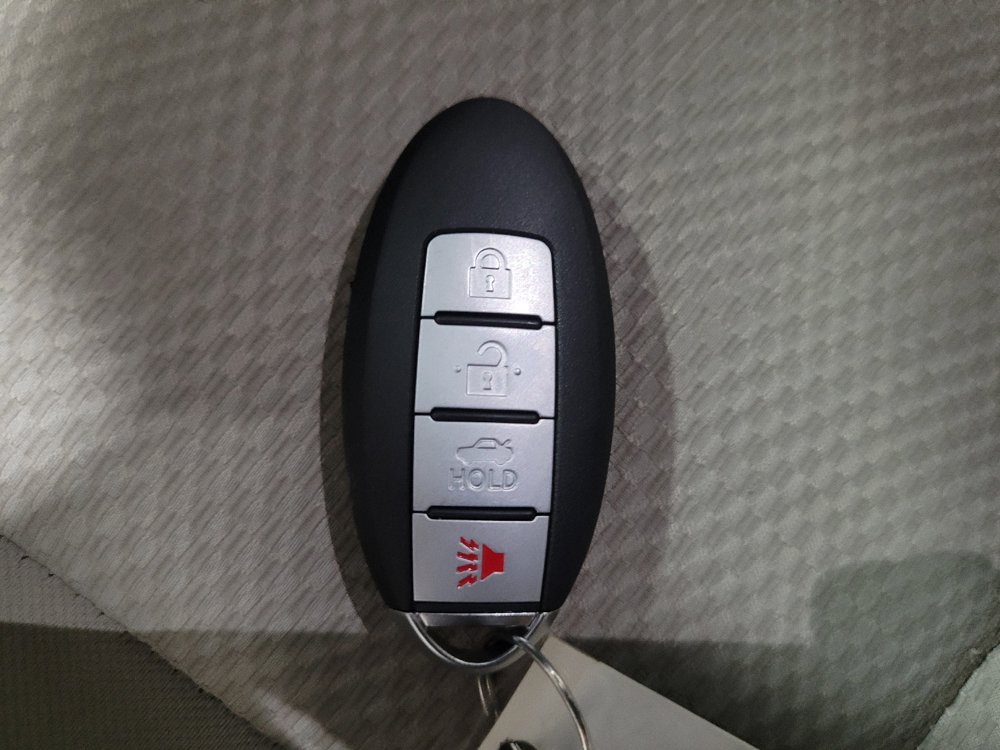 Used 2019 Nissan Rogue Sport SV AWD/4WD image 32