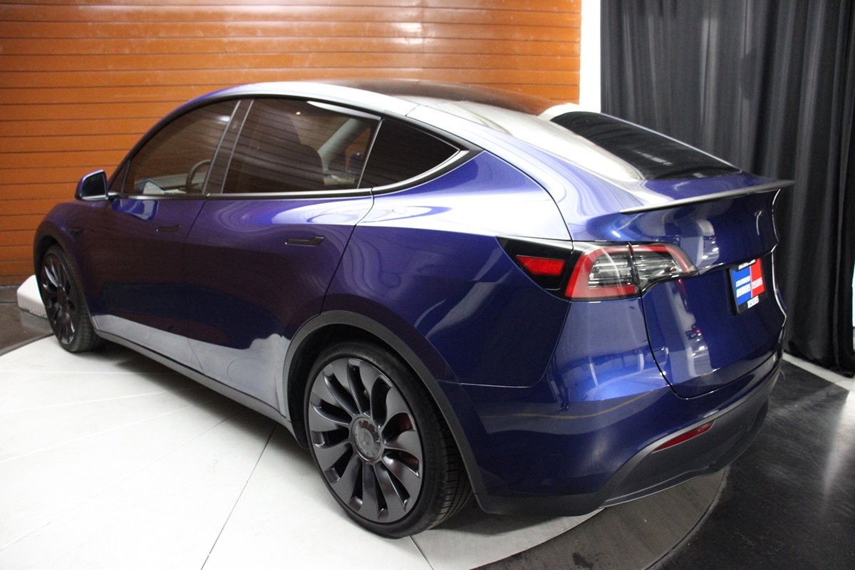 Used 2024 Tesla Model Y Performance image 10