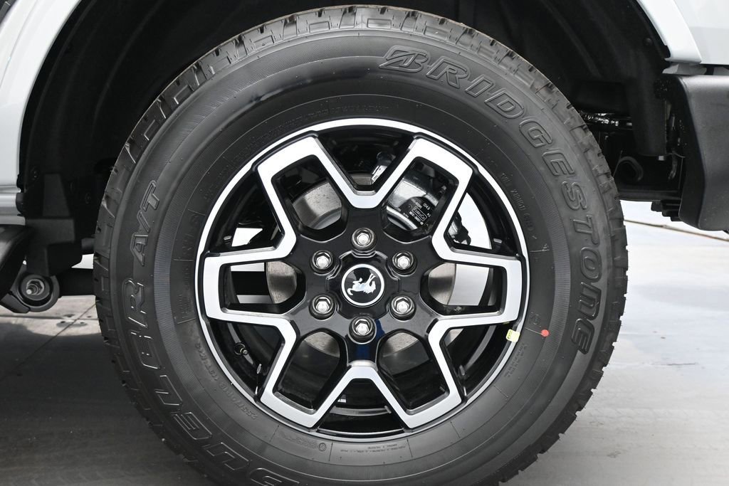 New 2026 Ford Bronco Outer Banks AWD/4WD image 21