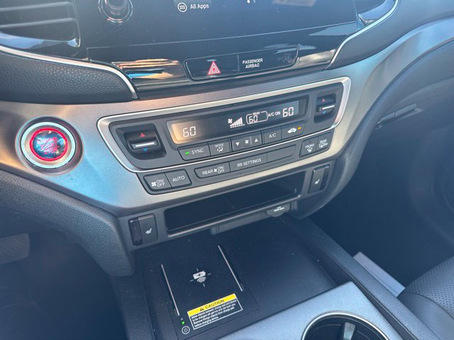 Used 2024 Honda Passport EX-L image 15