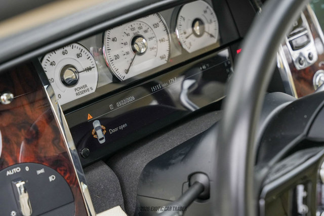 Used 2011 Rolls-Royce Ghost image 74