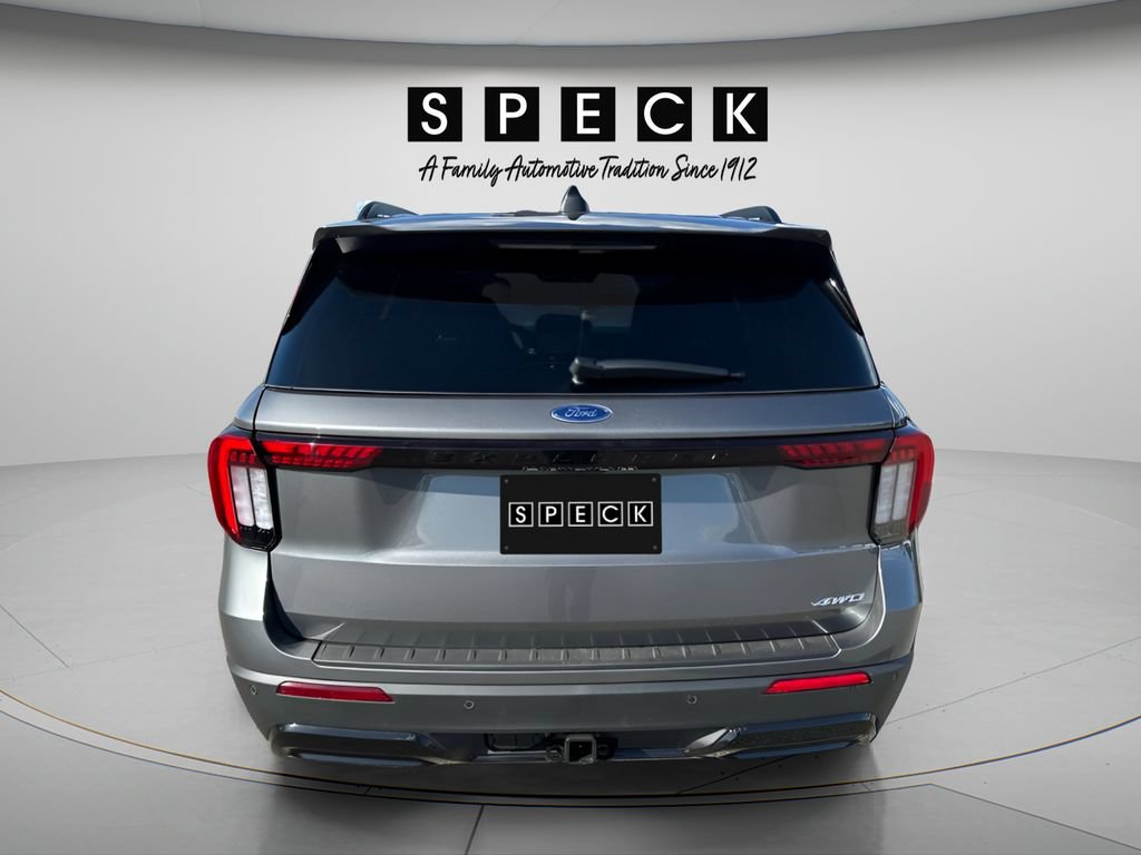 New 2026 Ford Explorer ST-Line w/ ST-Line Street Pack AWD/4WD image 5
