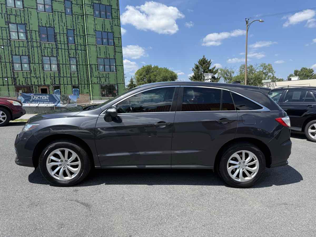 Used 2016 Acura RDX AWD image 4