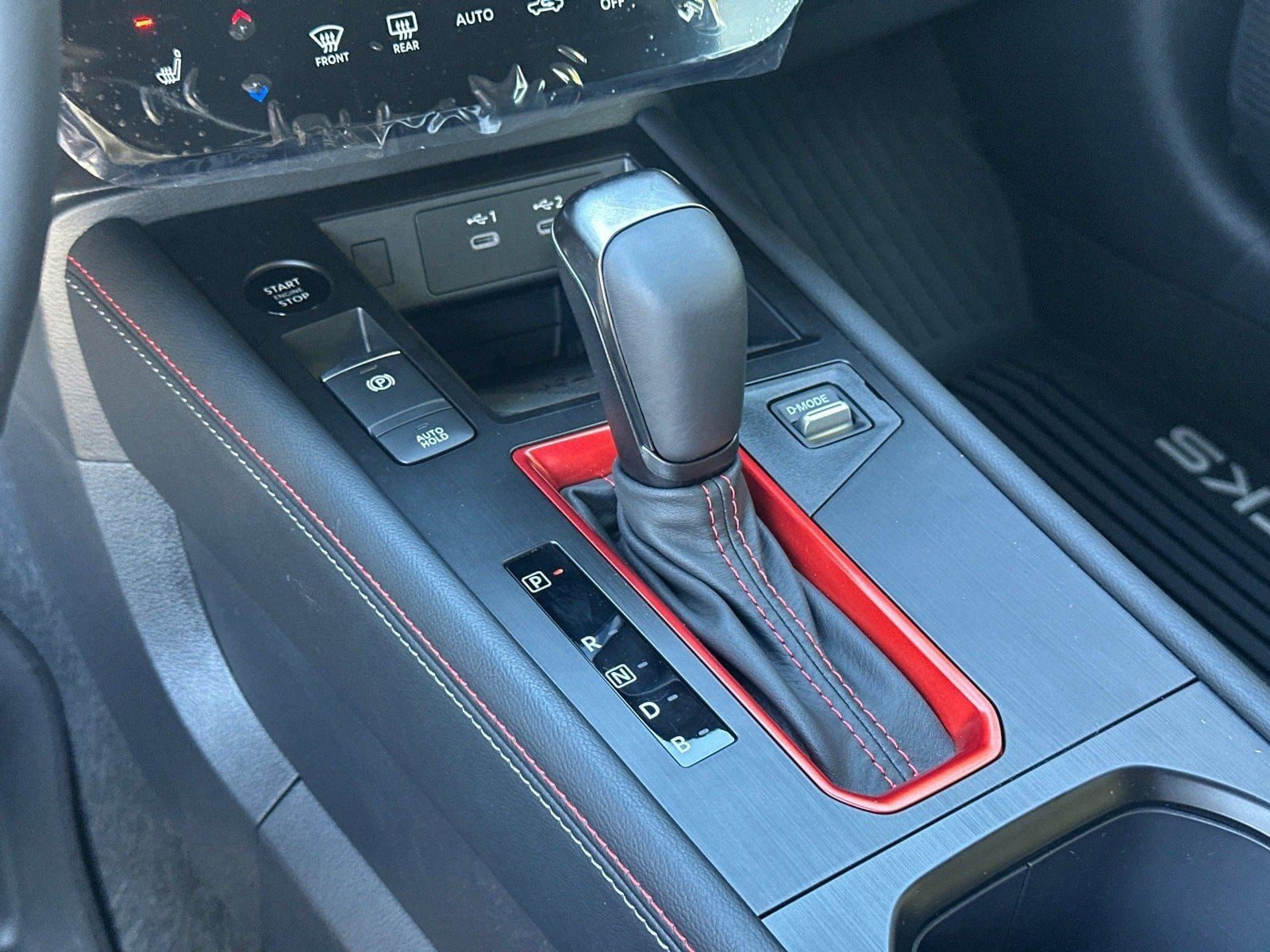 New 2026 Nissan Kicks SR w/ Cold Weather Package FWD image 30