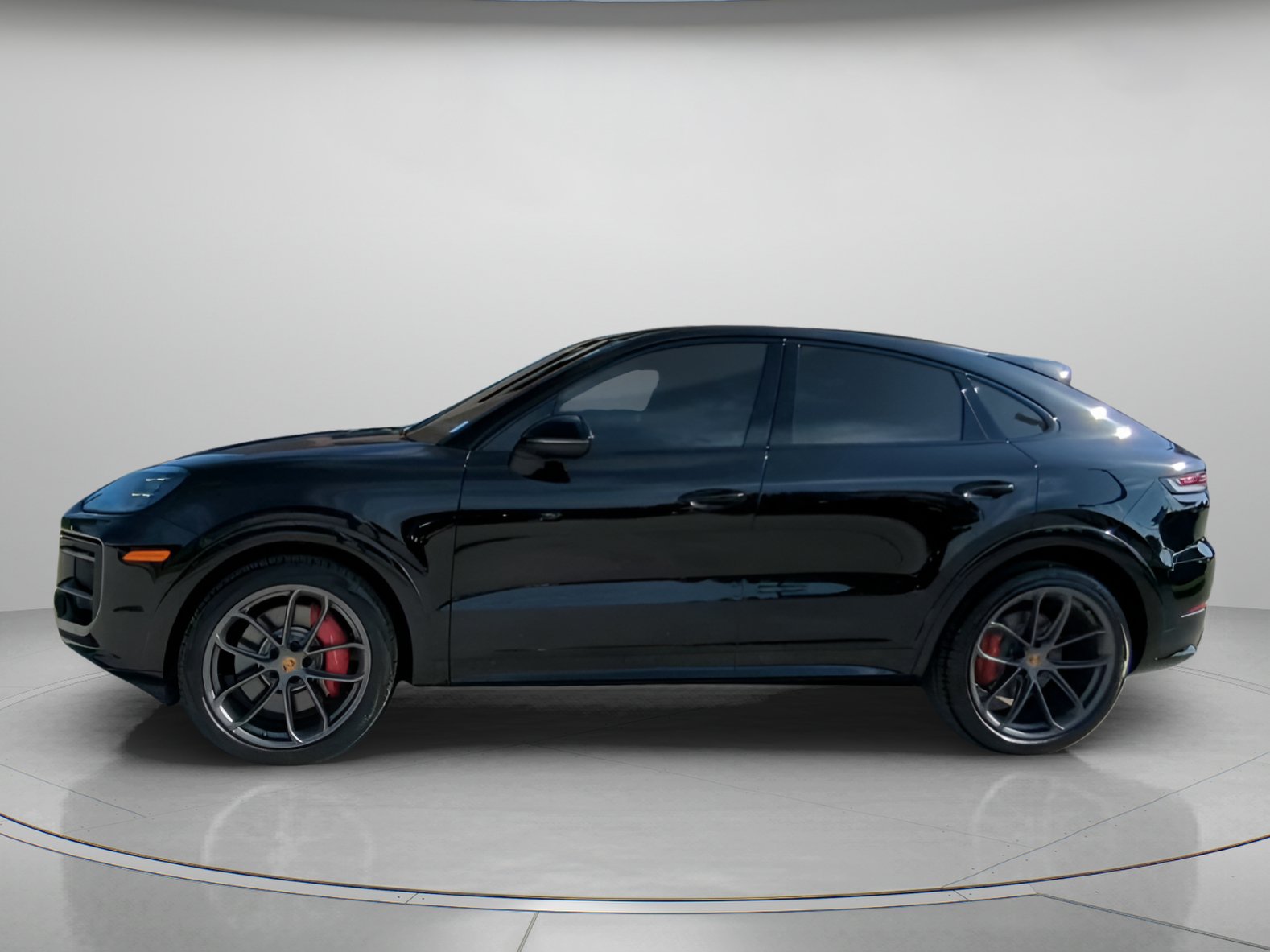 Used 2024 Porsche Cayenne S AWD/4WD image 16