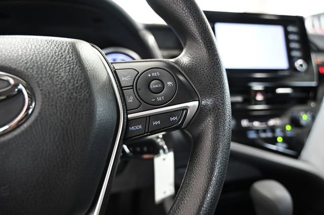 Used 2022 Toyota Camry LE AWD/4WD image 24