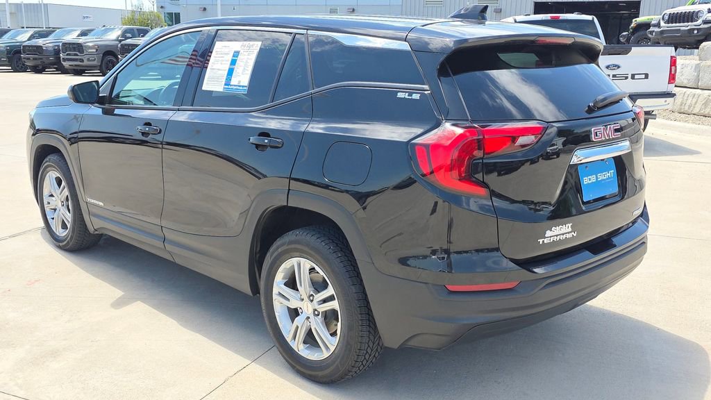 Used 2018 GMC Terrain SLE AWD/4WD image 3