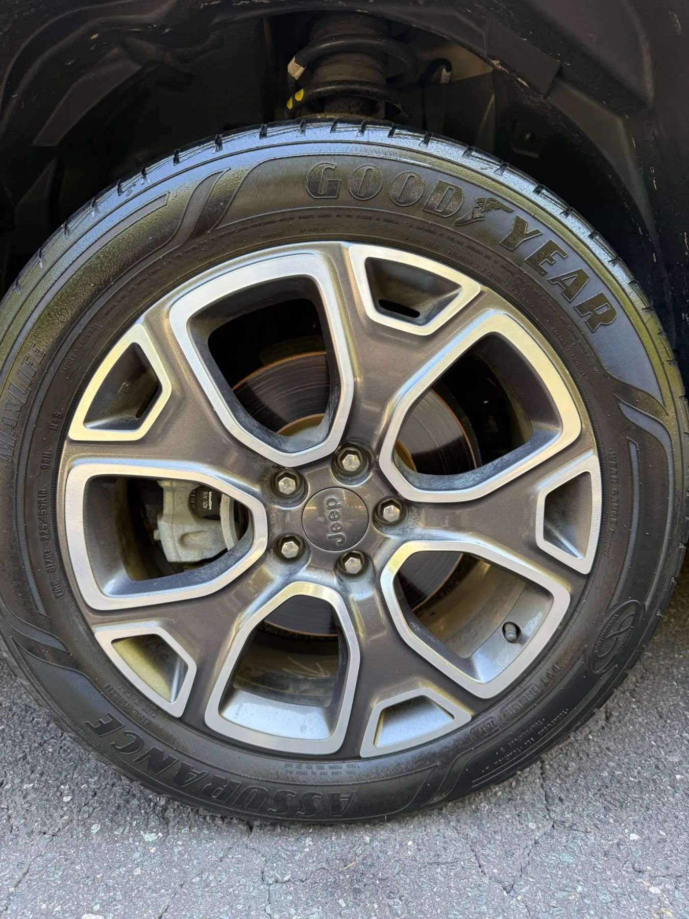 Used 2017 Jeep Renegade Limited AWD/4WD image 28