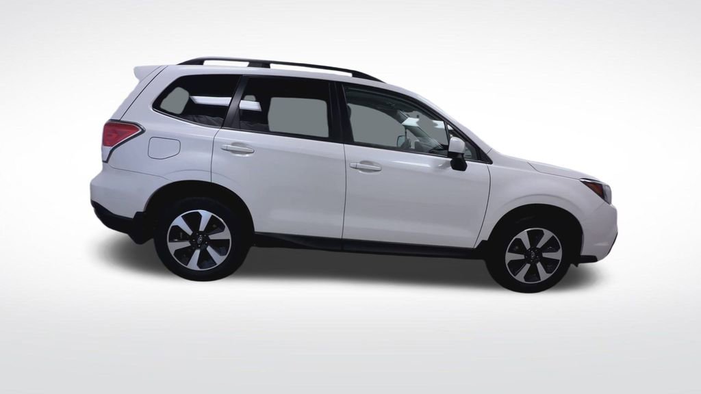 Used 2018 Subaru Forester 2.5i Premium image 9