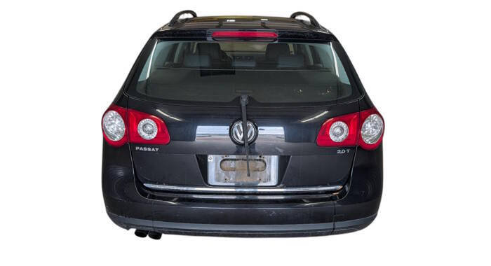 Used 2007 Volkswagen Passat 2.0T FWD image 4