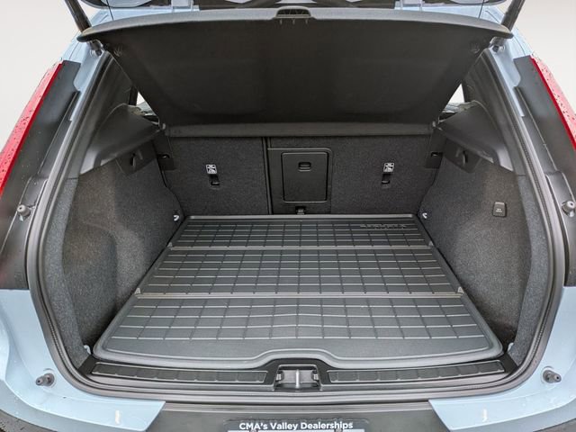 Used 2026 Volvo XC40 B5 Plus w/ Protection Package Premier image 27