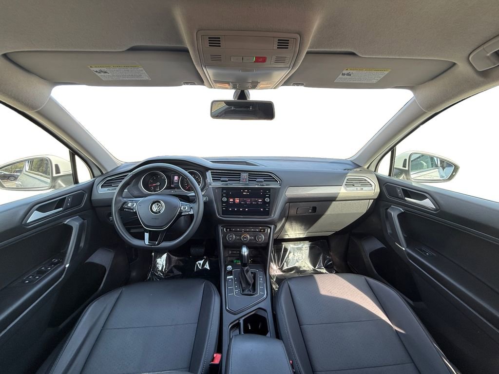 Used 2020 Volkswagen Tiguan SE image 13