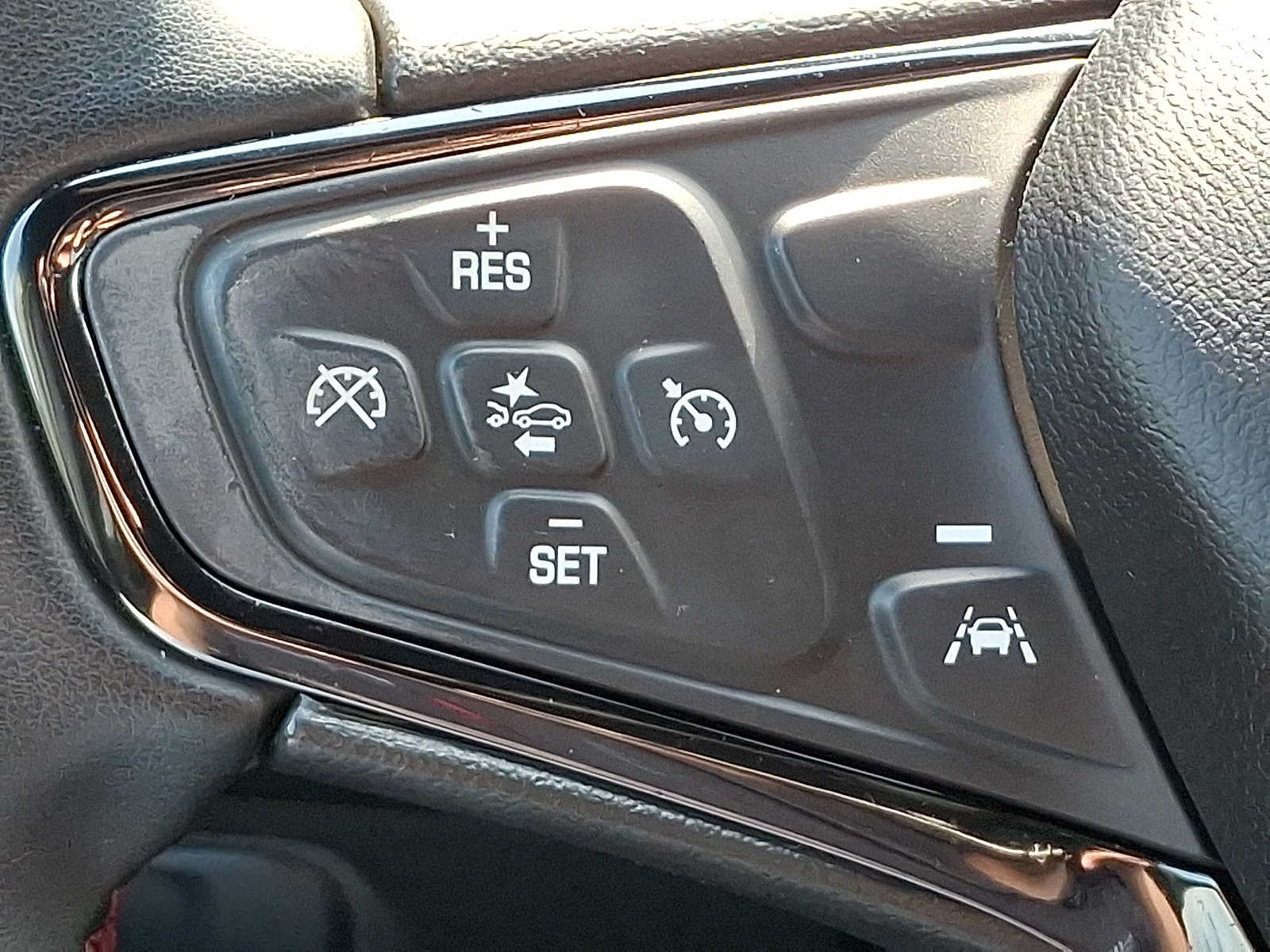 Used 2024 Chevrolet Equinox RS AWD/4WD image 21