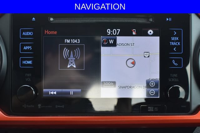 Used 2018 Toyota Tacoma TRD Off-Road w/ Technology Package AWD/4WD image 6
