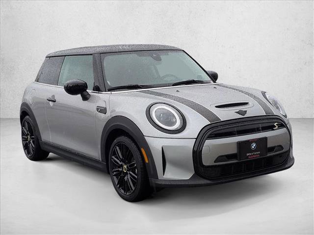 Used 2024 MINI Cooper SE image 3