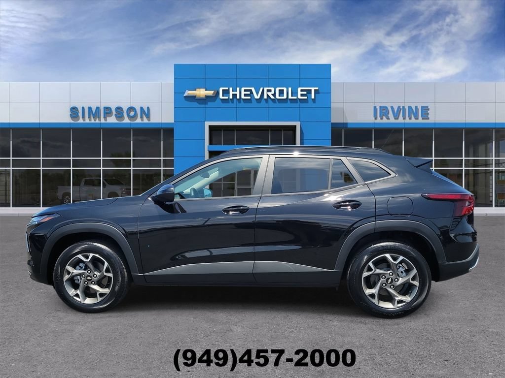 Used 2026 Chevrolet Trax LT FWD image 5