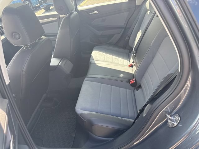 New 2026 Volkswagen Jetta SE FWD image 16