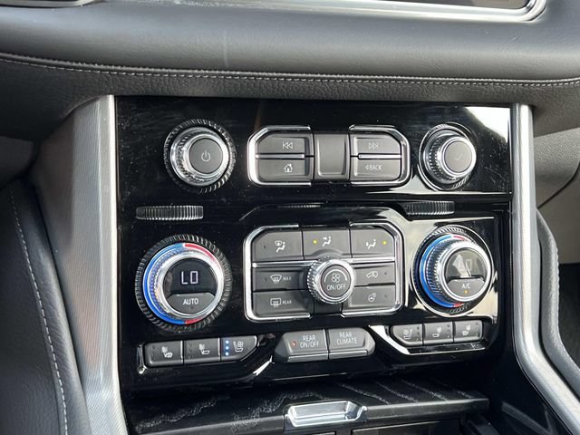 Used 2023 GMC Yukon Denali AWD/4WD image 26