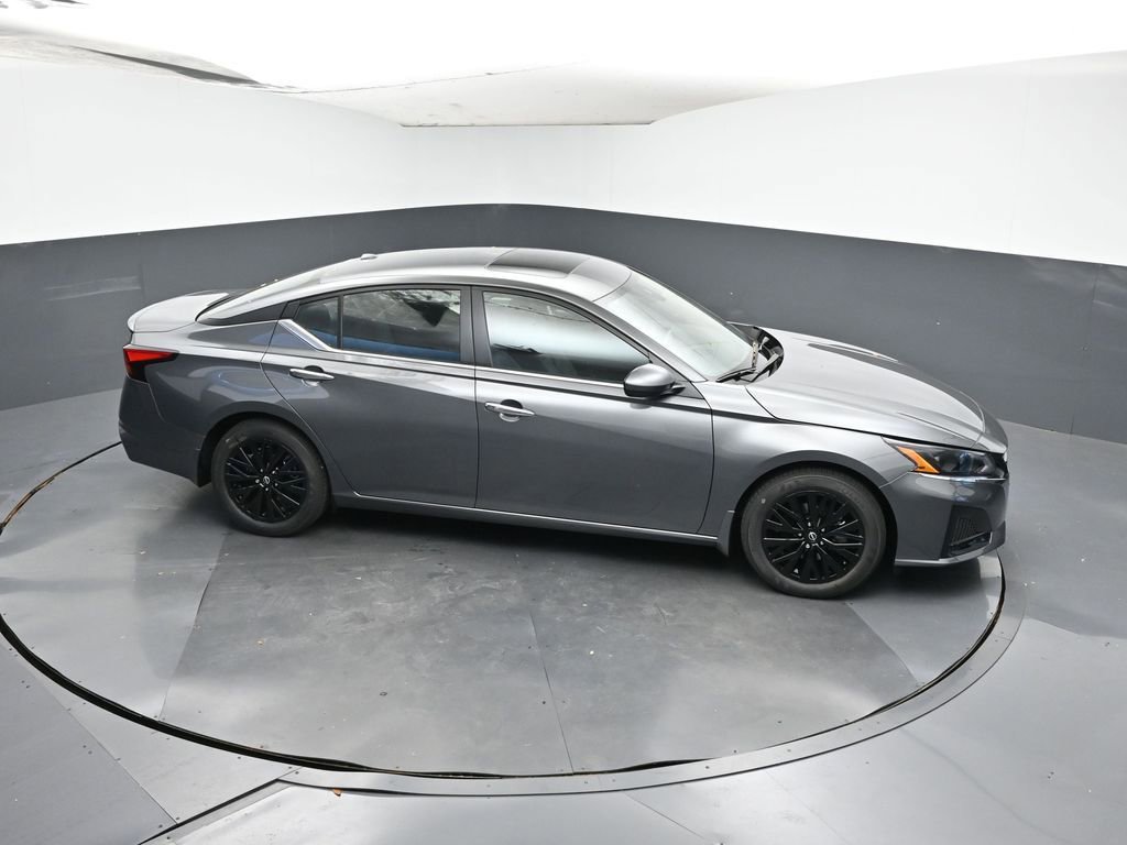 New 2025 Nissan Altima 2.5 SV w/ SV Special Edition Package image 36