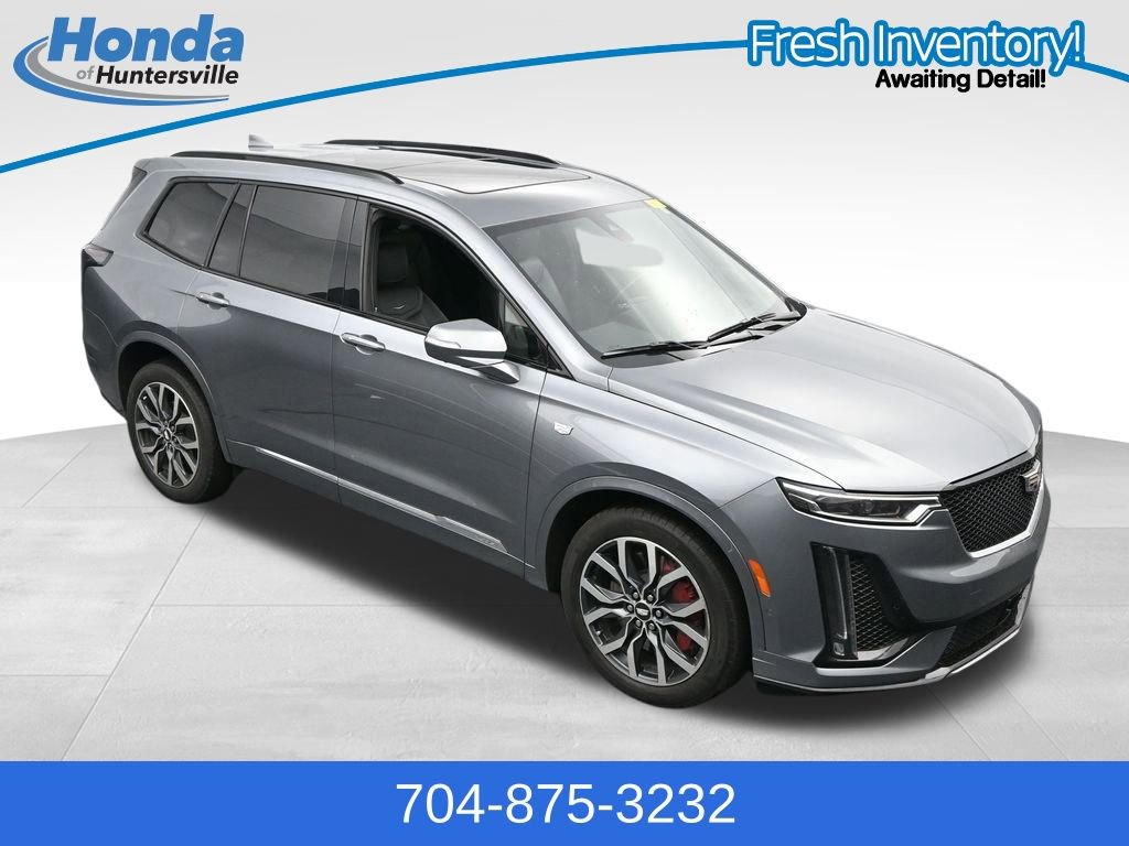 Used 2022 Cadillac XT6 Sport w/ Technology Package AWD/4WD image 13