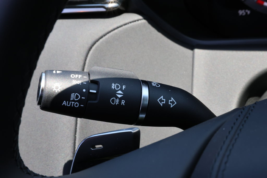 New 2026 Land Rover Range Rover Velar Belgravia AWD/4WD image 20