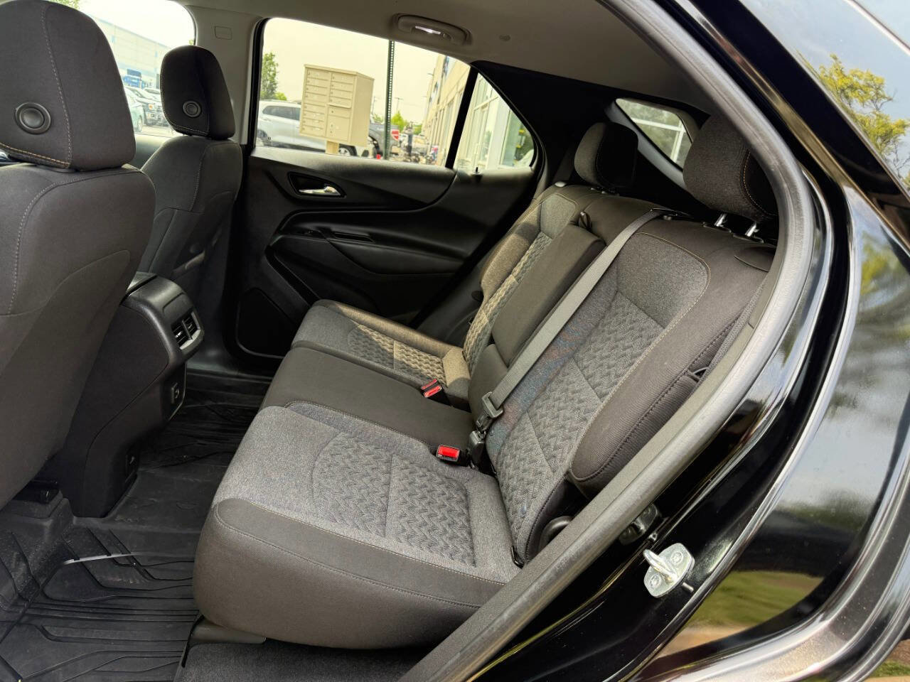 Used 2023 Chevrolet Equinox LT image 22