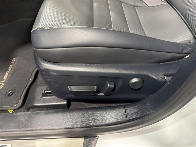 Used 2020 Lexus IS 300 F Sport image 12