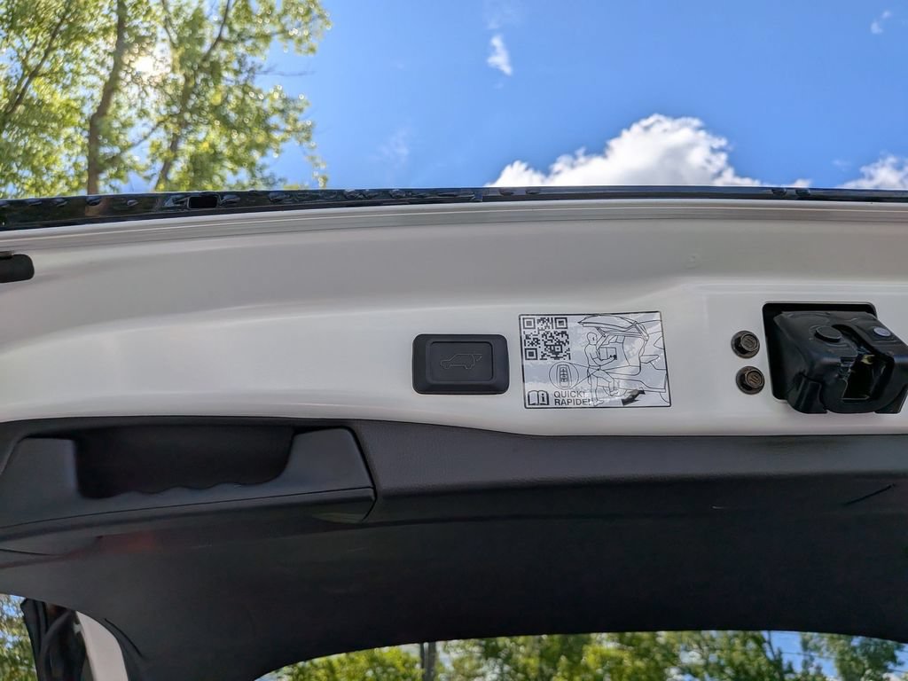 Used 2022 Toyota RAV4 XSE w/ Premium Package AWD/4WD image 21