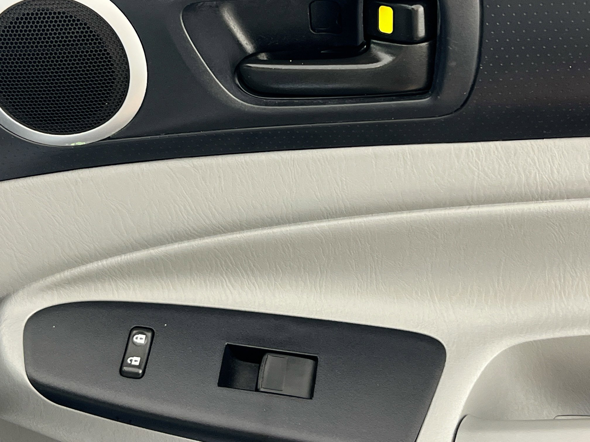 Used 2013 Toyota Tacoma PreRunner w/ Limited Pkg image 31