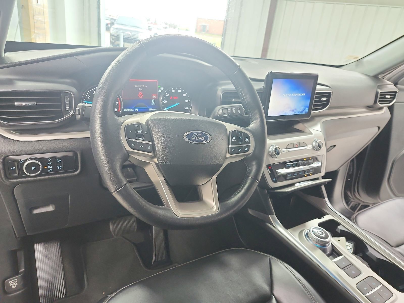 Used 2024 Ford Explorer XLT w/ Equipment Group 202A image 18