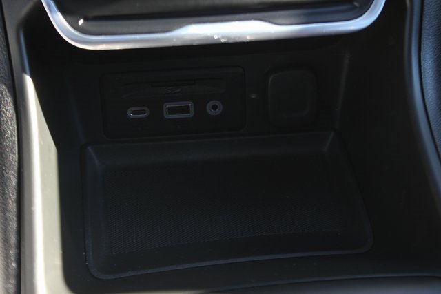 Used 2018 GMC Terrain SLE w/ Driver Convenience Package image 10