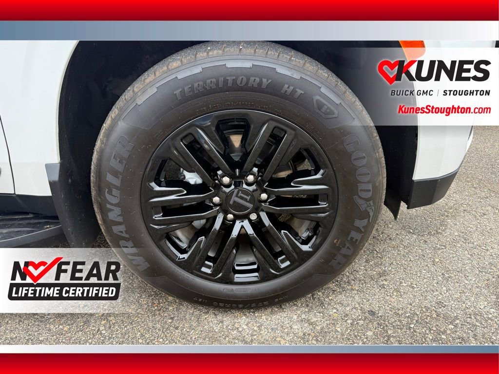 Used 2023 GMC Yukon SLT image 15