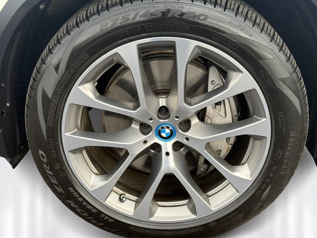 Used 2024 BMW X5 xDrive50e w/ Executive Package AWD/4WD image 9