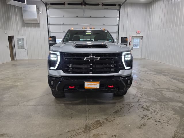 Used 2025 Chevrolet Silverado 3500 LTZ w/ LTZ Plus Package AWD/4WD image 3