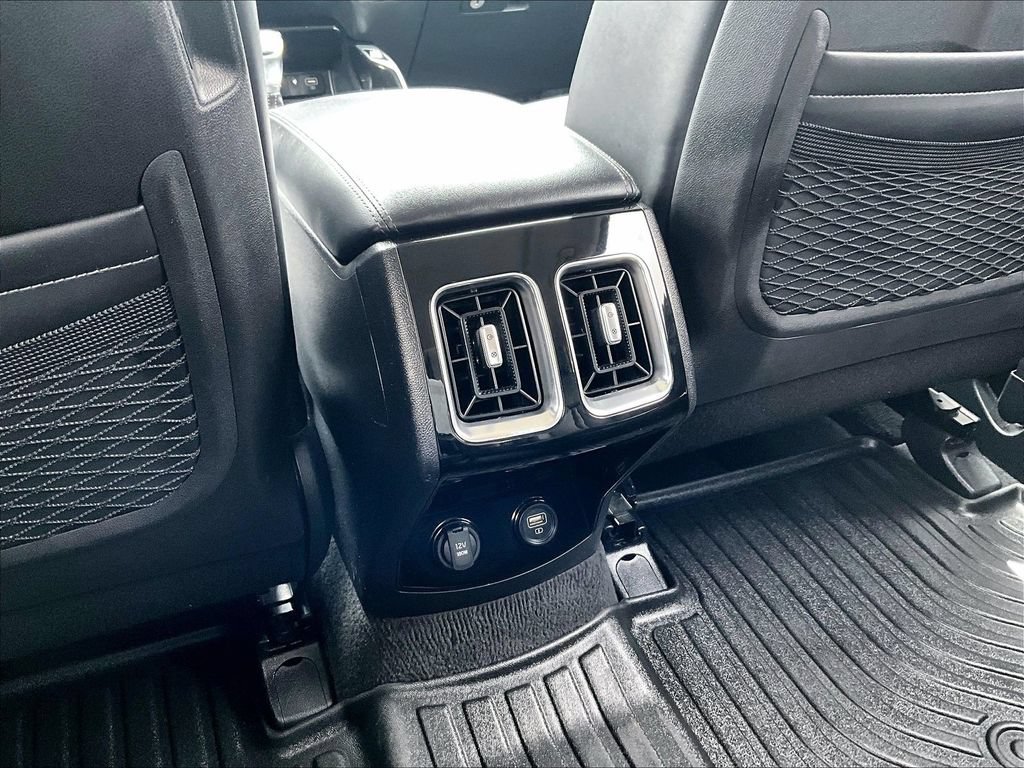 Used 2022 Kia Sorento SX AWD/4WD image 35