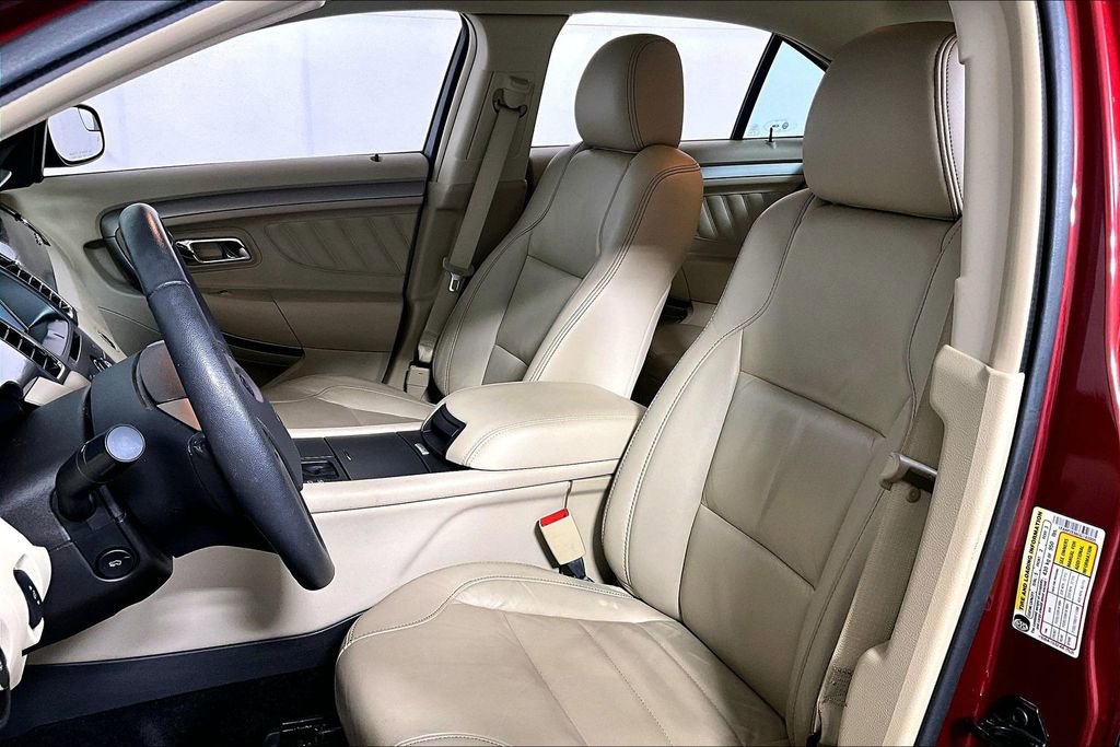 Used 2016 Ford Taurus SEL w/ Equipment Group 201A image 24