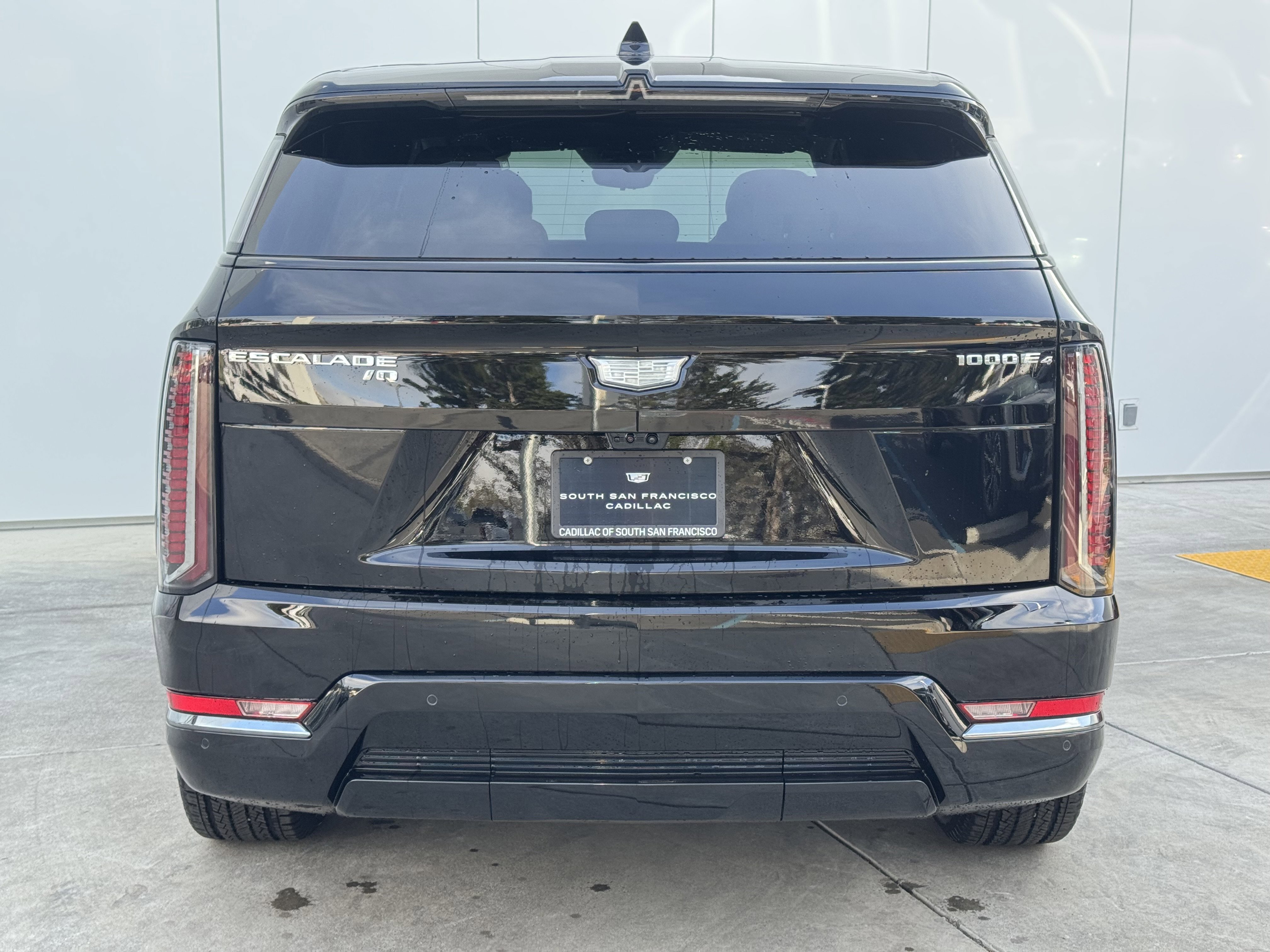 New 2025 Cadillac Escalade IQ Sport 1 w/ LPO, ONYX Package image 8