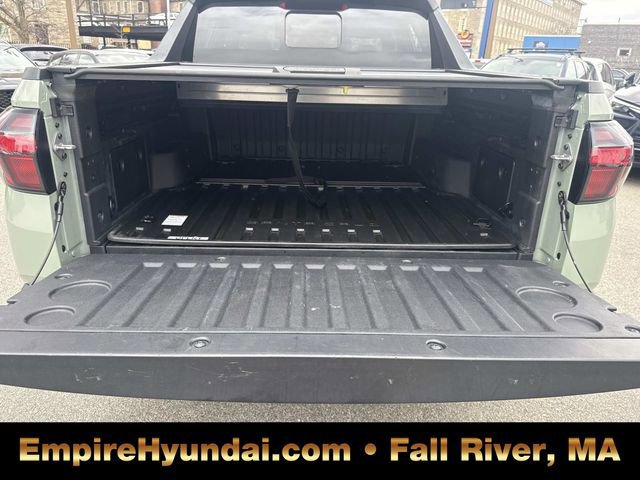 Used 2023 Hyundai Santa Cruz SEL Premium w/ Cargo Package AWD/4WD image 6