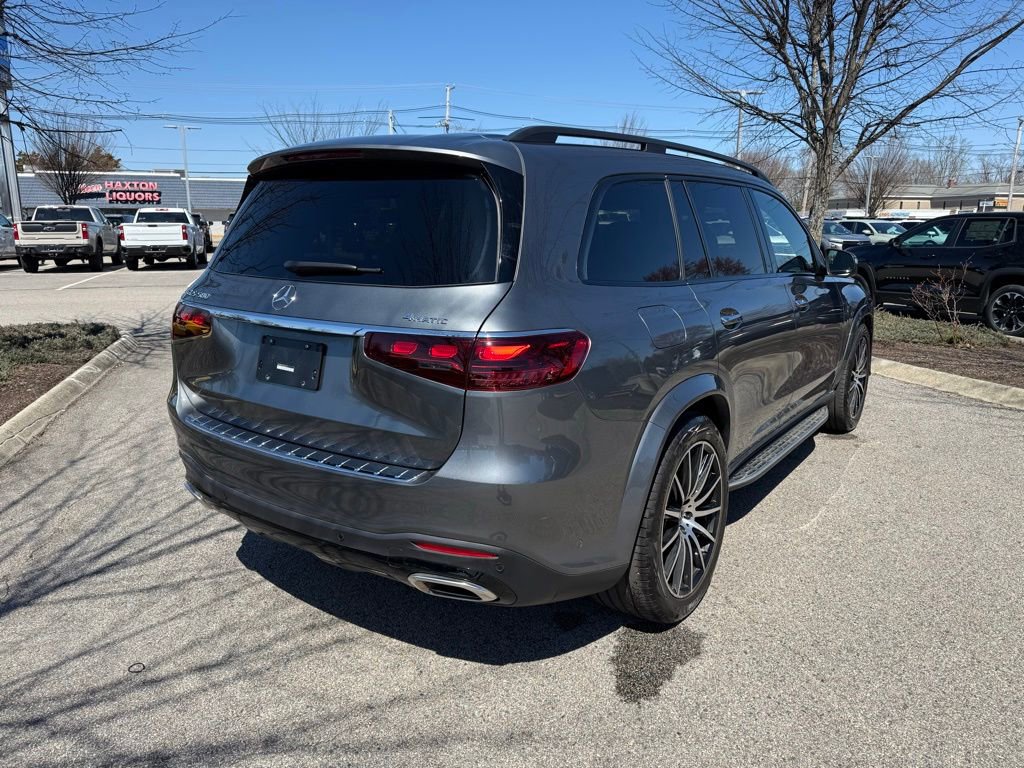 Used 2025 Mercedes-Benz GLS 580 4MATIC image 5