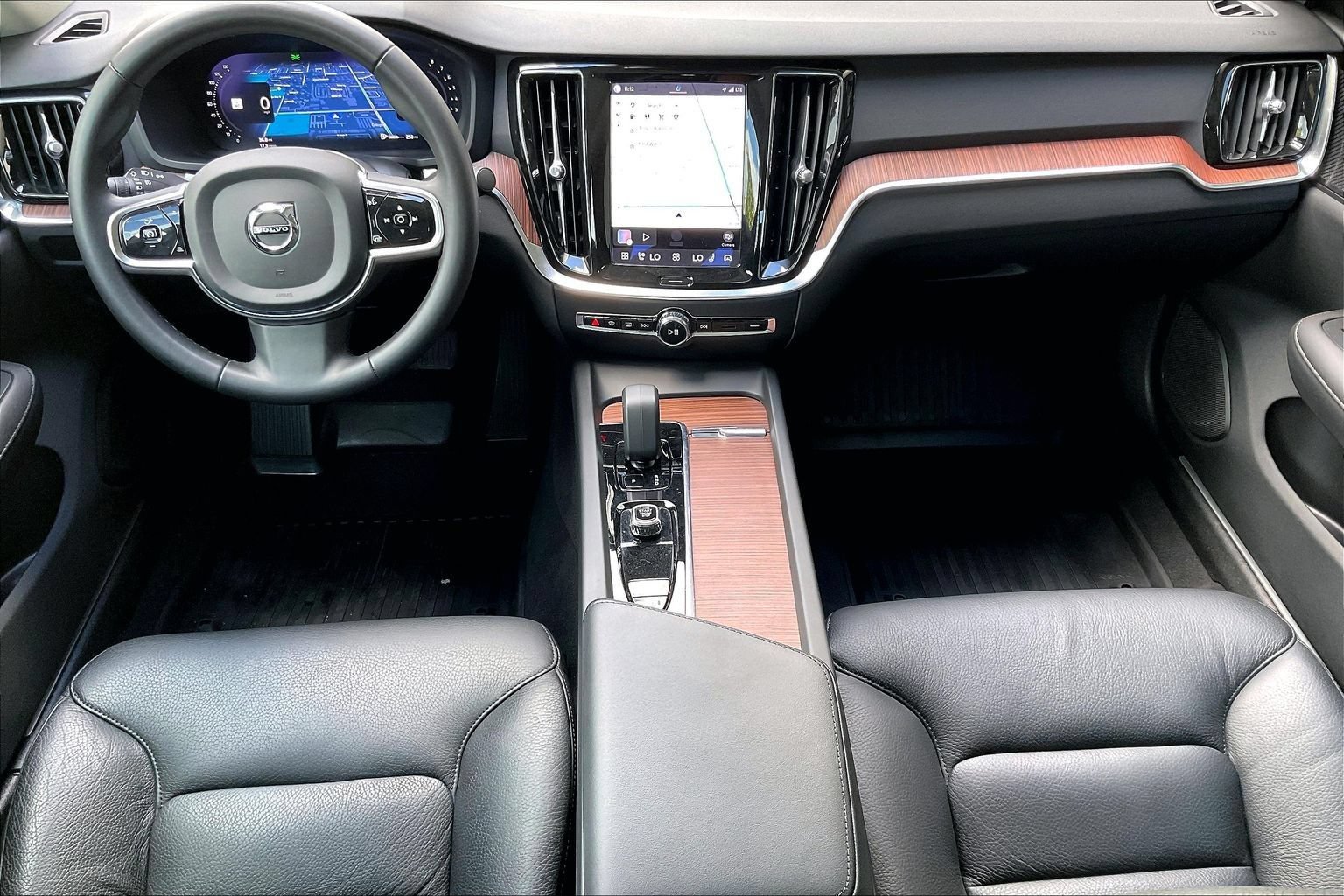 Used 2023 Volvo S60 B5 Plus w/ Climate Package AWD/4WD image 7