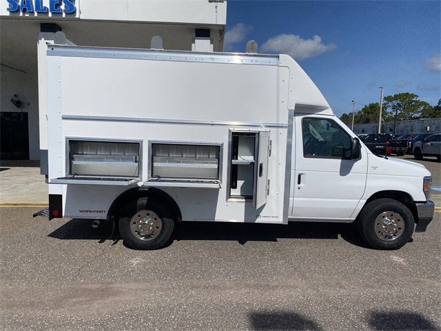 New 2026 Ford E-350 and Econoline 350 Super Duty w/ Power Equipment Group image 5