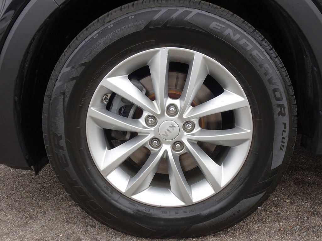 Used 2017 Kia Sorento AWD w/ LX Convenience Package image 25