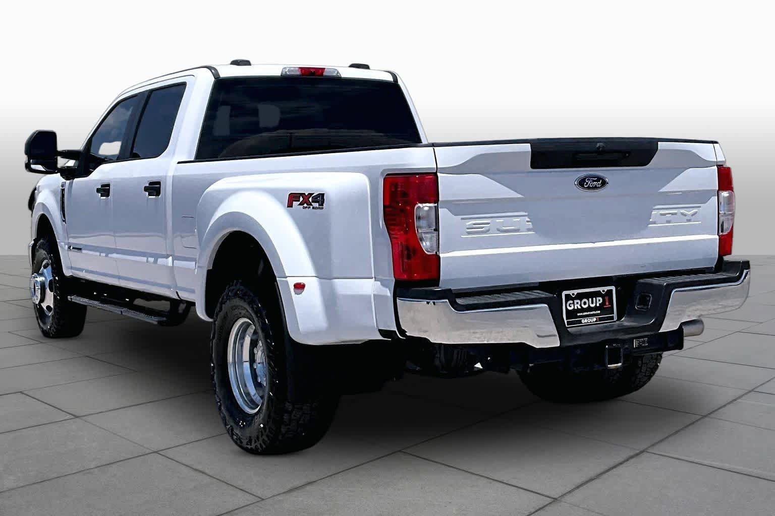 Used 2020 Ford F350 XL w/ STX Appearance Package AWD/4WD image 11