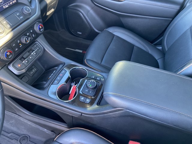 Used 2022 GMC Acadia AT4 w/ Technology Package image 24